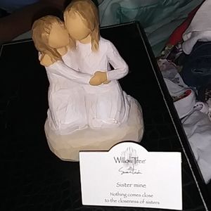 A willow tree collectable (sister  mime))